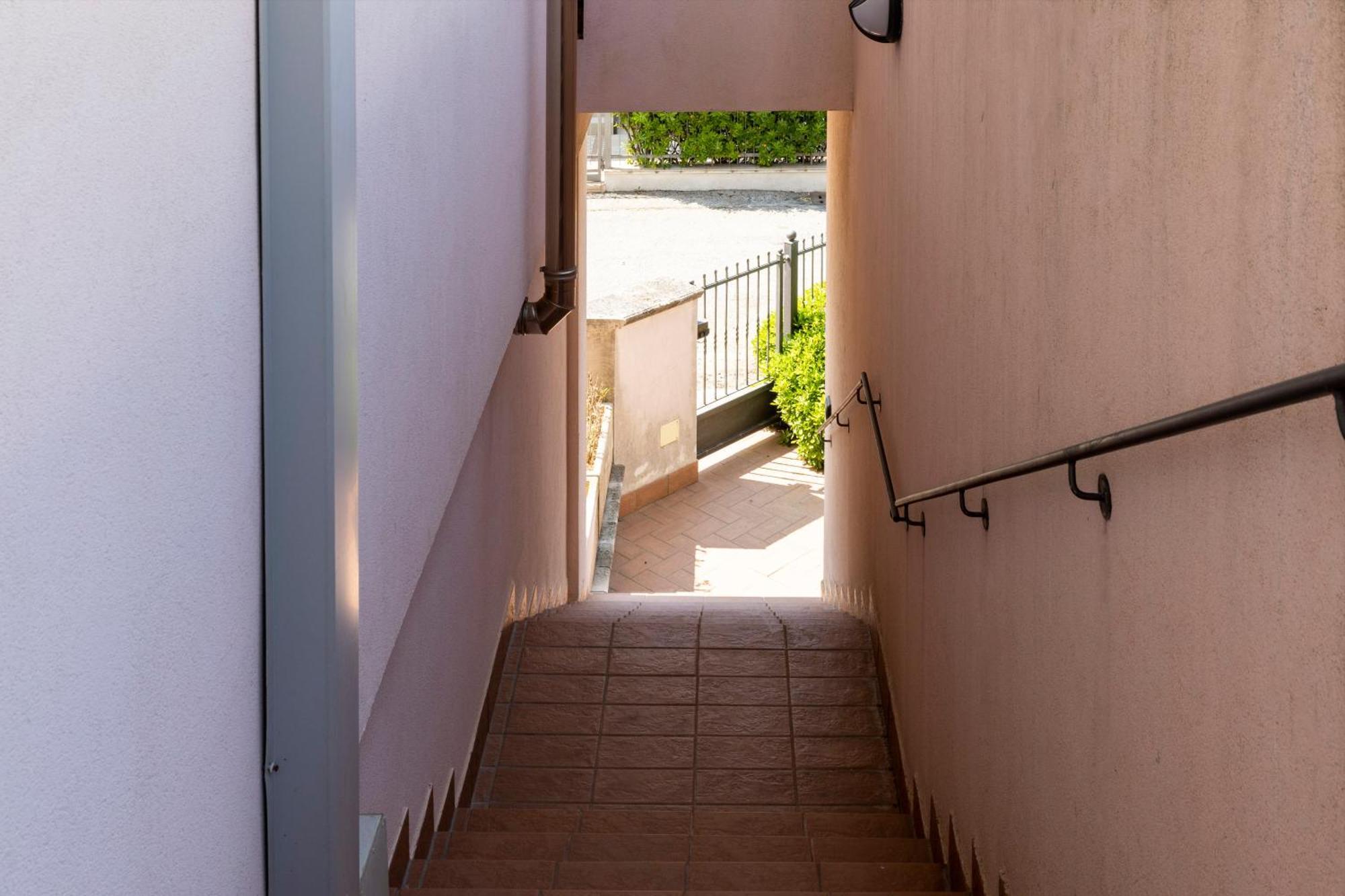 Residence Tre Trilo&Suites Римини Экстерьер фото