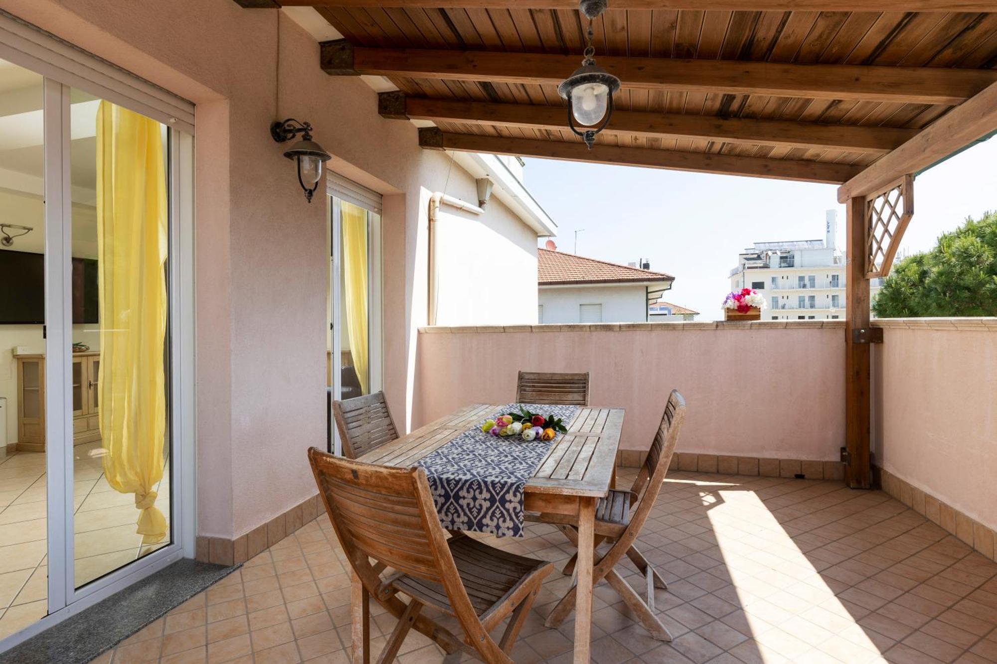 Residence Tre Trilo&Suites Римини Экстерьер фото
