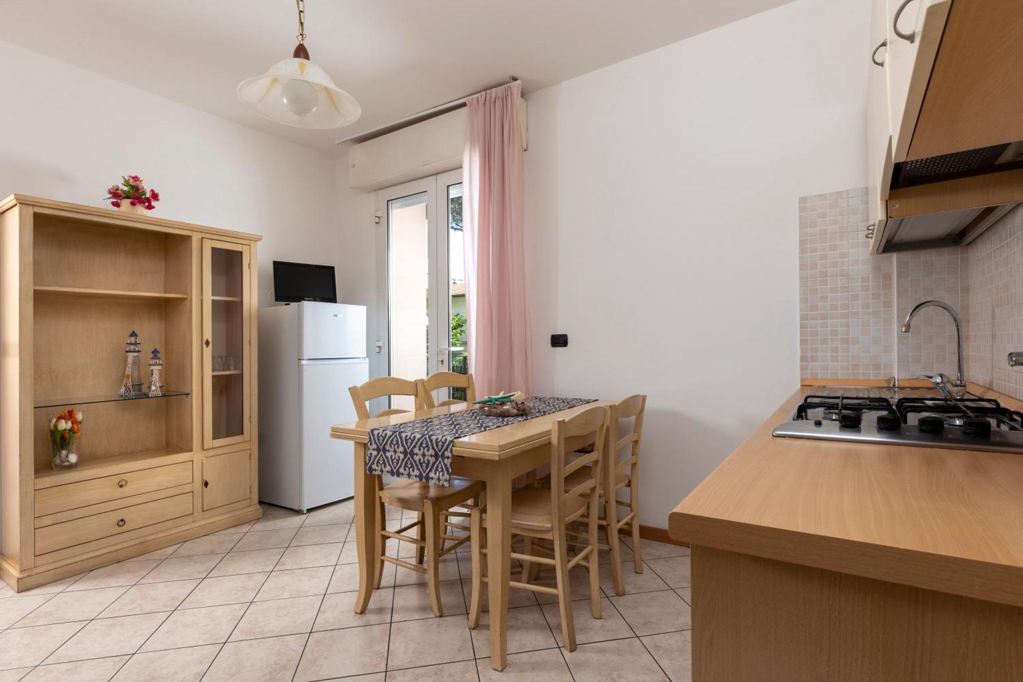 Residence Tre Trilo&Suites Римини Экстерьер фото