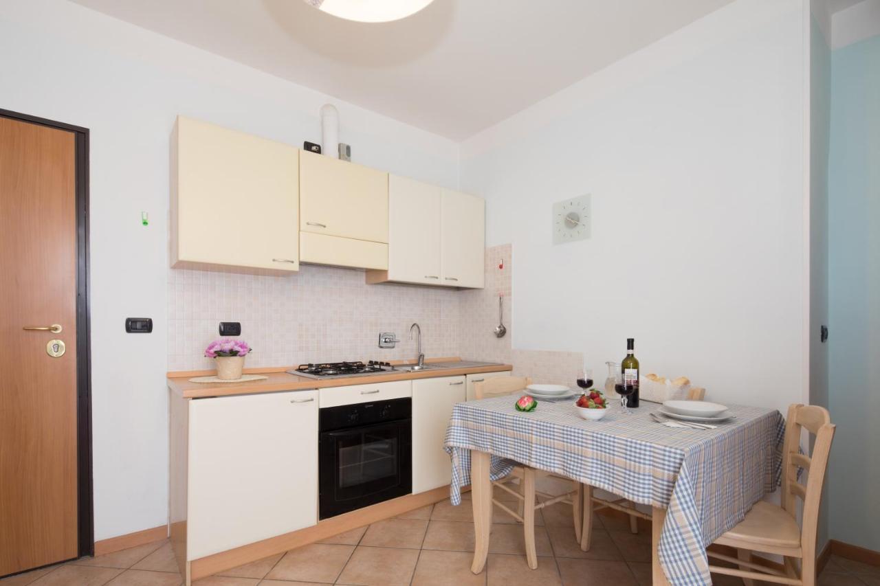 Residence Tre Trilo&Suites Римини Экстерьер фото
